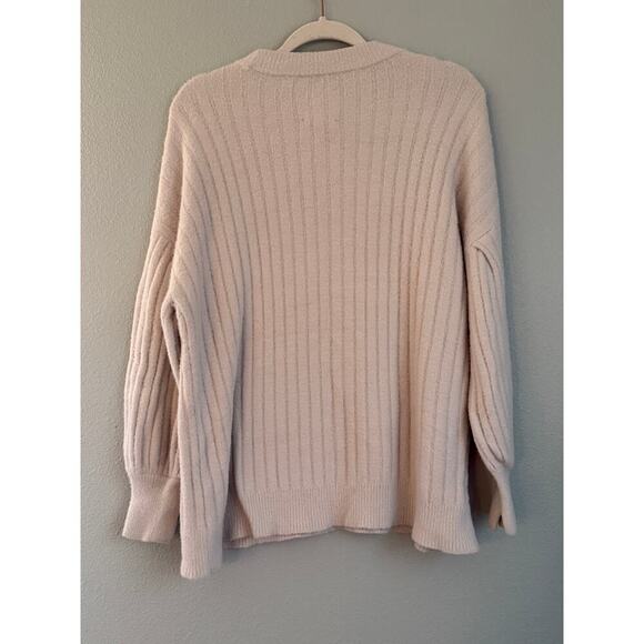 AERIE Ribbed Fuzzy Oversized Sweater (Cream/Off-White), Size Medium - Picture 3 of 5